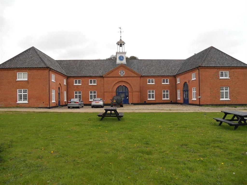 The Stables At Henham Park Bed & Breakfast Southwold Eksteriør bilde
